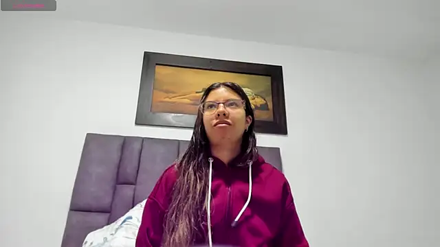Snapshot of Vahiolet_smith chatting on 17, 7, 2026 Vahiolet smith online show from 17, 7, 2026