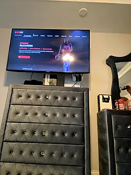 Snapshot of BubbaATL chatting on 26, 11, 2025 BubbaATL online show from 26, 11, 2025