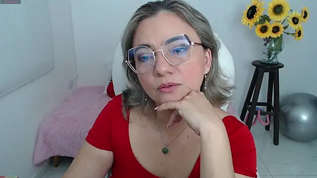 Ghada milf online show from 15, 9, 2025