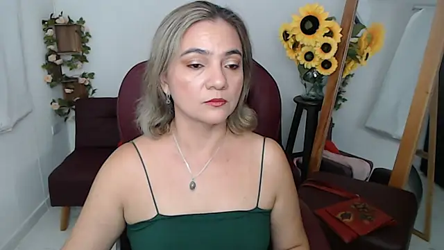 Snapshot of Ghada_milf chatting on 1, 6, 2026 Ghada milf online show from 1, 6, 2026