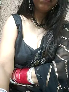 Snapshot of Aradhya-Sharma chatting on 5, 2, 2025 Aradhya-Sharma online show from 5, 2, 2025