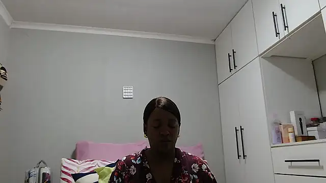 Snapshot of Amberbela chatting on 2, 5, 2026 Amberbela online show from 2, 5, 2026