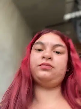 MiaLujan  online show from 10, 4, 2026