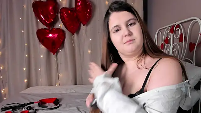 Miley Brown  online show from 15, 2, 2025