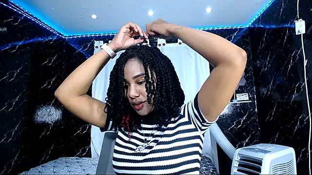 Hillary queen online show from 26, 9, 2025