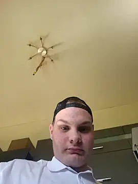 Nicolasjlhkjzl online show from 5, 4, 2026