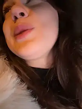 Snapshot of Peachy_Dream chatting on 15, 11, 2025 Peachy Dream online show from 15, 11, 2025