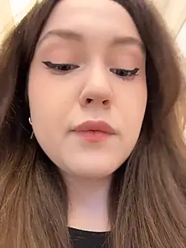 Peachy Dream online show from 20, 3, 2026