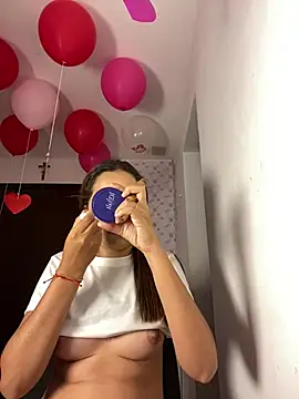 Penelope-Hot online show from 15, 2, 2025