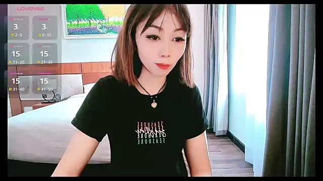 Aster Hoa online show from 18, 11, 2025