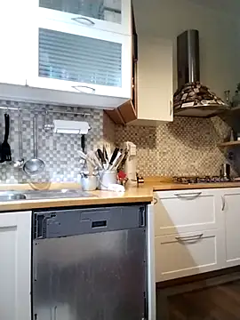 Snapshot of Frabox65 chatting on 22, 11, 2025 Frabox65 online show from 22, 11, 2025