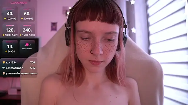 juliapie online show from 8, 12, 2024