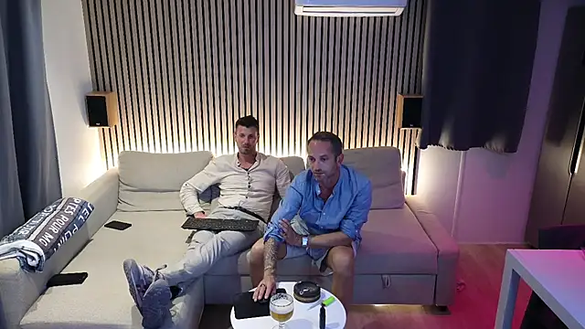 braqueuemar83 online show from 17, 5, 2026