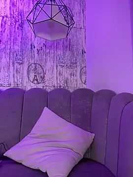 AbyThompson online show from 25, 10, 2025