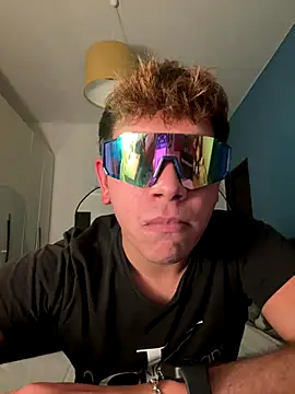 calleaaaa online show from 15, 11, 2025