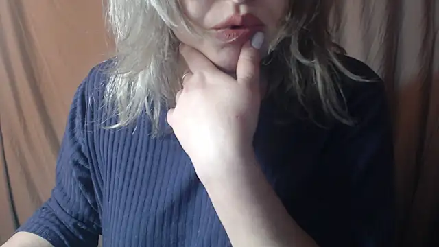 Snapshot of 1BECHA1 chatting on 13, 2, 2025 1BECHA1 online show from 13, 2, 2025