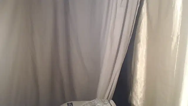 Snapshot of 1BECHA1 chatting on 5, 10, 2025 1BECHA1 online show from 5, 10, 2025