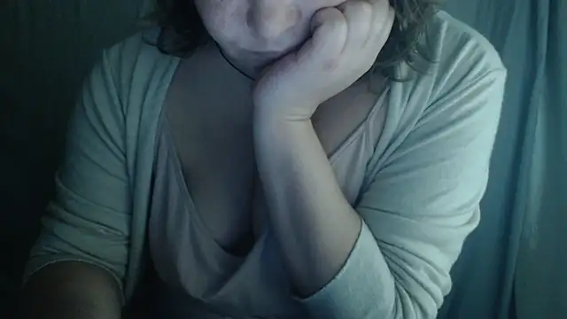 Snapshot of 1BECHA1 chatting on 2, 11, 2025 1BECHA1 online show from 2, 11, 2025