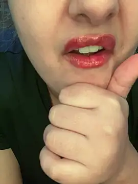 yassminsexy22 online show from 13, 2, 2026