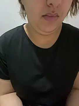 yassminsexy22 online show from 6, 3, 2026