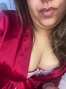 yassminsexy22 online show from 23, 5, 2026