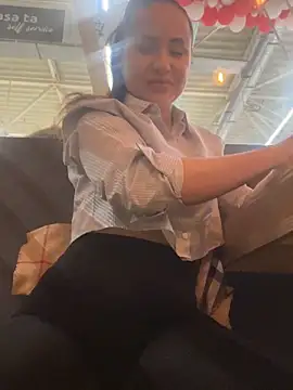 Snapshot of beautydiamond chatting on 19, 1, 2025 beautydiamond online show from 19, 1, 2025