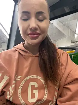 Snapshot of beautydiamond chatting on 3, 2, 2025 beautydiamond online show from 3, 2, 2025