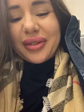 Snapshot of beautydiamond chatting on 12, 2, 2025 beautydiamond online show from 12, 2, 2025