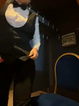 Snapshot of beautydiamond chatting on 13, 2, 2025 beautydiamond online show from 13, 2, 2025