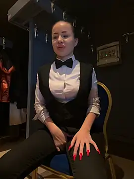 Snapshot of beautydiamond chatting on 13, 2, 2025 beautydiamond online show from 13, 2, 2025