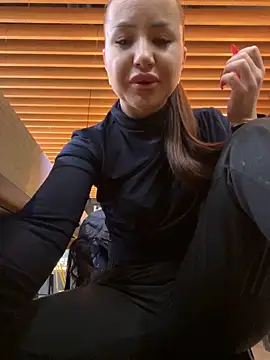 Snapshot of beautydiamond chatting on 2, 3, 2025 beautydiamond online show from 2, 3, 2025