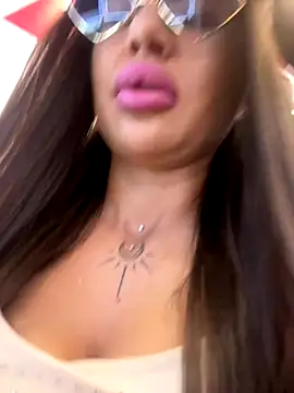 Snapshot of beautydiamond chatting on 16, 9, 2025 beautydiamond online show from 16, 9, 2025