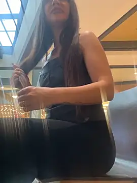 Snapshot of beautydiamond chatting on 17, 9, 2025 beautydiamond online show from 17, 9, 2025