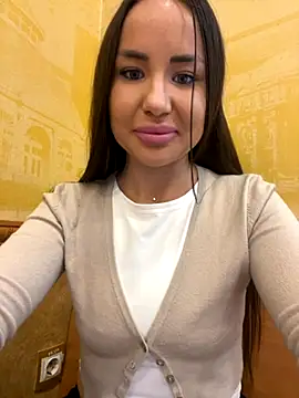 Snapshot of beautydiamond chatting on 5, 10, 2025 beautydiamond online show from 5, 10, 2025