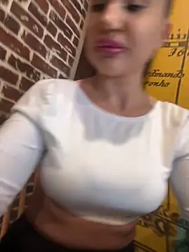 Snapshot of beautydiamond chatting on 12, 5, 2026 beautydiamond online show from 12, 5, 2026