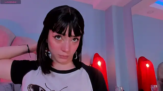 sweeet peach online show from 14, 10, 2025