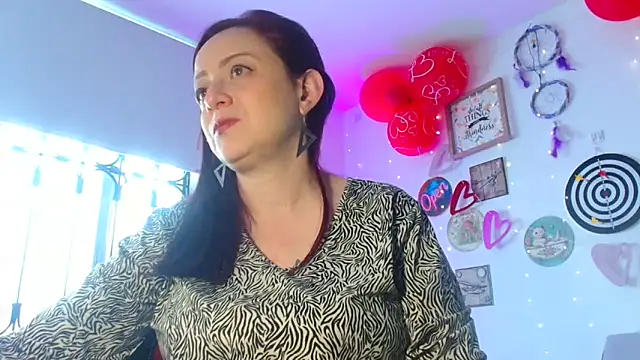 Snapshot of catalinamommyx chatting on 15, 2, 2026 catalinamommyx online show from 15, 2, 2026