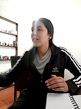 Bonny Klote online show from 4, 3, 2025