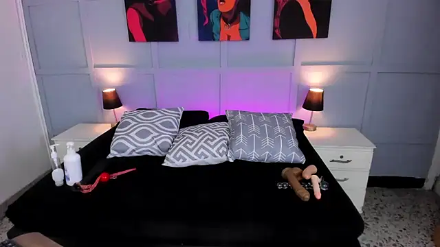 Elizabeth Santos online show from 25, 1, 2025