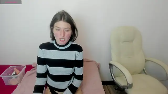 Tesa cute online show from 11, 9, 2025