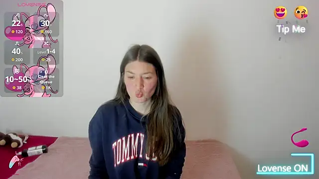 Tesa cute online show from 3, 10, 2025