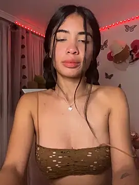 lina pink online show from 3, 12, 2024