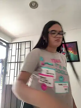 Snapshot of Karla-sexy01 chatting on 6, 2, 2025 Karla-sexy01 online show from 6, 2, 2025