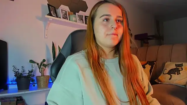 Snapshot of evy_orange1 chatting on 17, 1, 2026 evy orange1 online show from 17, 1, 2026