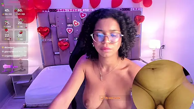 MilaHall  online show from 7, 2, 2025