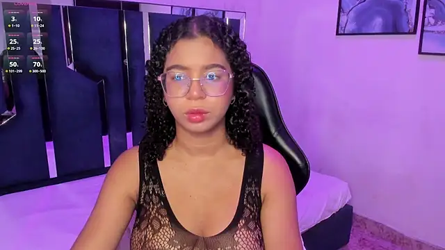 MilaHall  online show from 25, 2, 2026