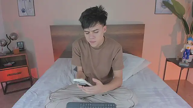 justinbiler online show from 13, 9, 2025