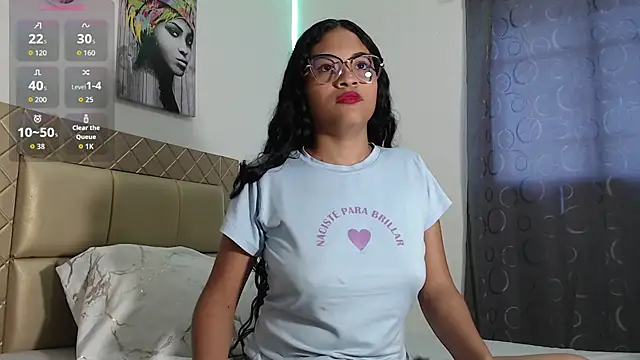 DAFNNEE ROSS online show from 28, 10, 2025