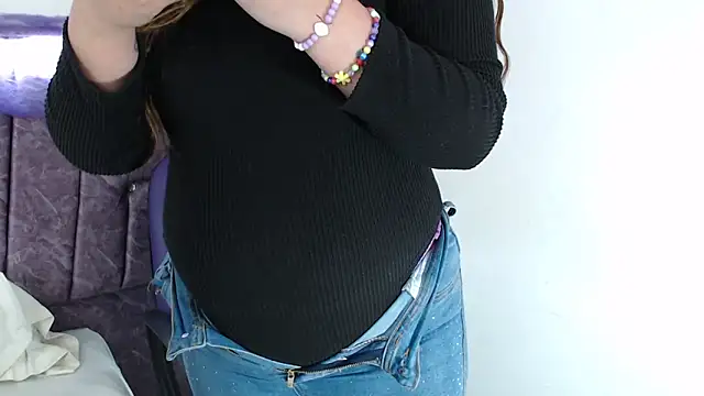 Penelope Fox14 online show from 31, 10, 2025