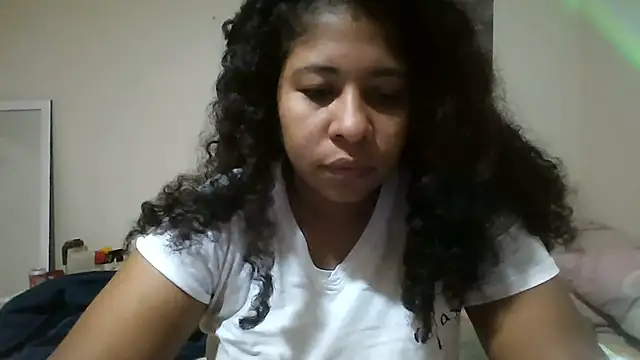 Snapshot of Ivon-09 chatting on 10, 6, 2026 Ivon-09 online show from 10, 6, 2026